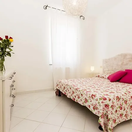 Apartment Appartmenti Il Micio Marina di Campo